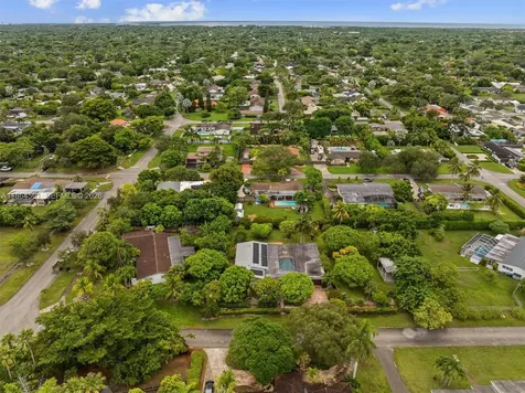 17625 SW 91st Avenue Palmetto Bay FL 33157