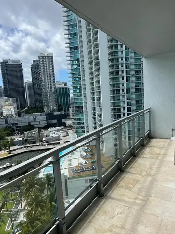 90 SW 3rd Street Miami FL 33130