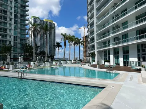 90 SW 3rd Street Miami FL 33130