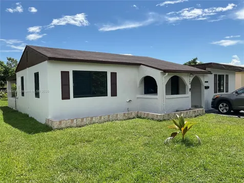 1150 NE 143rd Street North Miami FL 33161