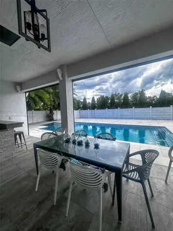 14680 SW 17th Street Miami FL 33175