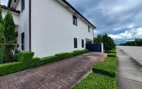 14680 SW 17th Street Miami FL 33175