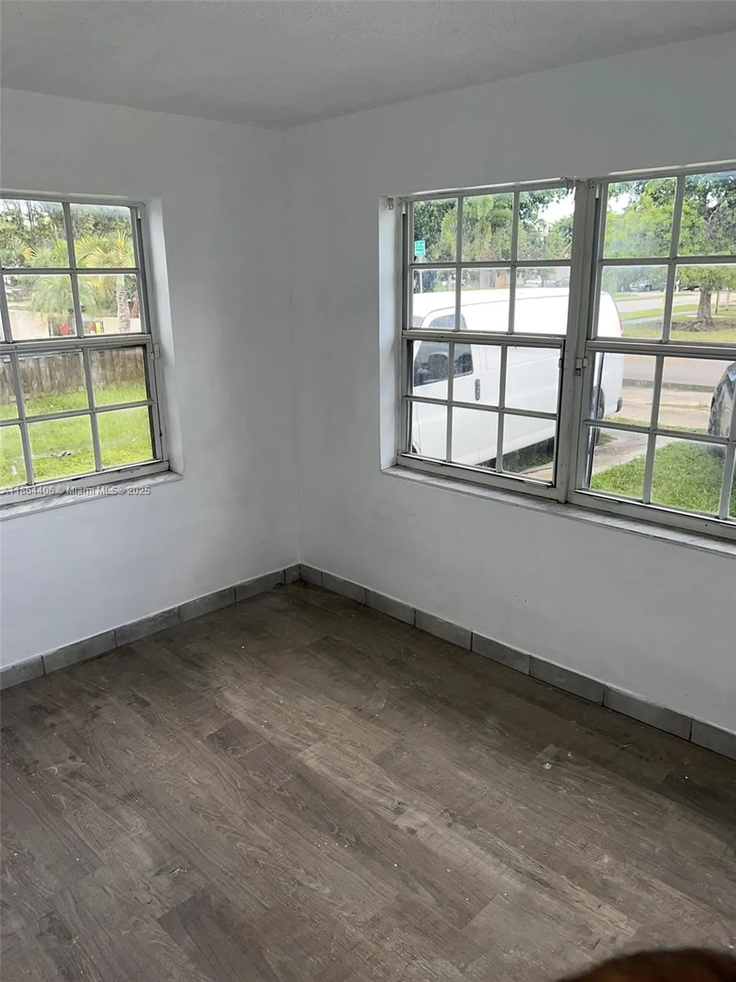 802 S 24th Avenue Hollywood FL 33020