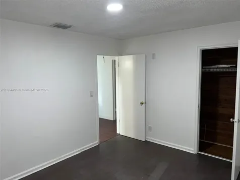 802 S 24th Avenue Hollywood FL 33020