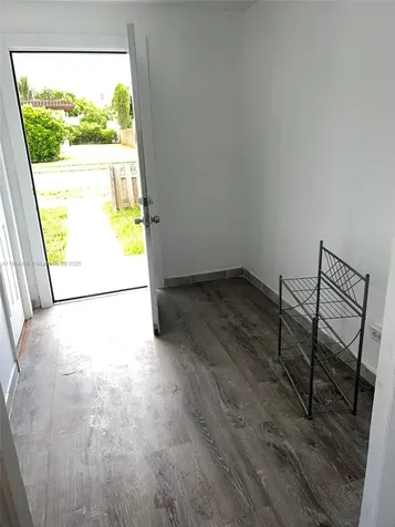 802 S 24th Avenue Hollywood FL 33020