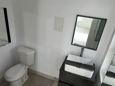 802 S 24th Avenue Hollywood FL 33020
