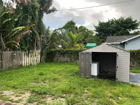 802 S 24th Avenue Hollywood FL 33020