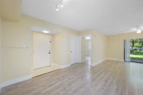 530 S Park Road Hollywood FL 33021