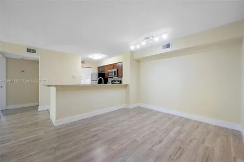 530 S Park Road Hollywood FL 33021