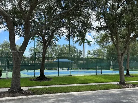 197 E Santa Barbara Way Palm Beach Gardens FL 33410