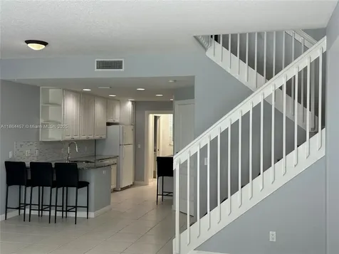 197 E Santa Barbara Way Palm Beach Gardens FL 33410