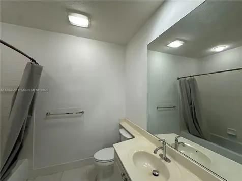 197 E Santa Barbara Way Palm Beach Gardens FL 33410