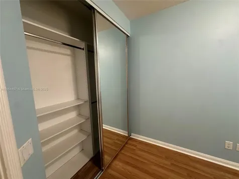 197 E Santa Barbara Way Palm Beach Gardens FL 33410