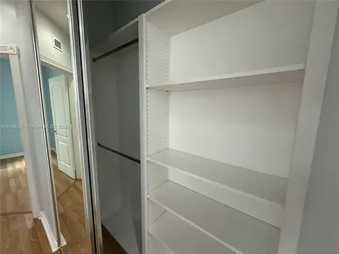 197 E Santa Barbara Way Palm Beach Gardens FL 33410