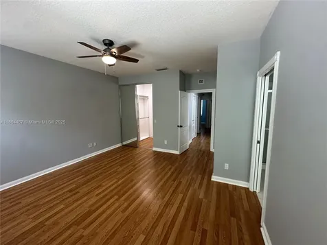 197 E Santa Barbara Way Palm Beach Gardens FL 33410