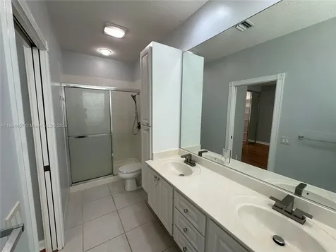 197 E Santa Barbara Way Palm Beach Gardens FL 33410