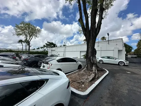 Xxx N State Road 7 Plantation FL 33317