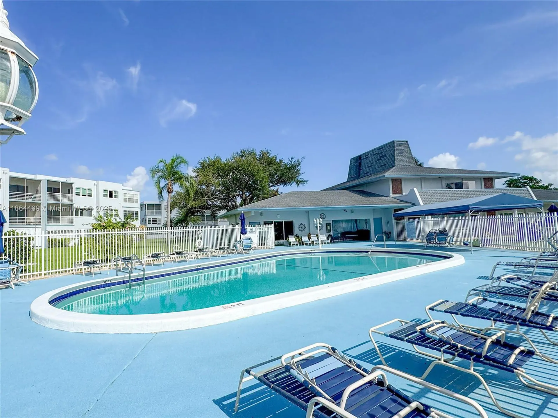 2300 Park Lane Hollywood FL 33021