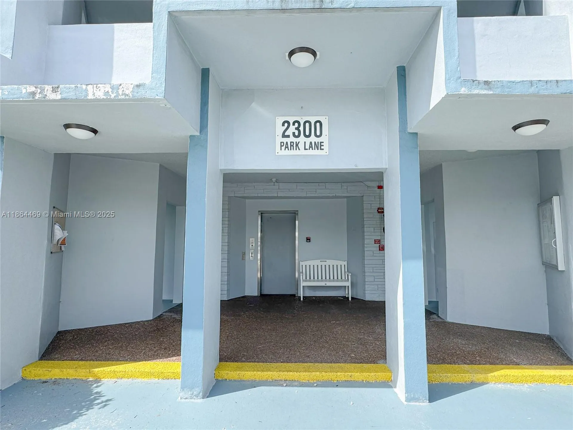 2300 Park Lane Hollywood FL 33021