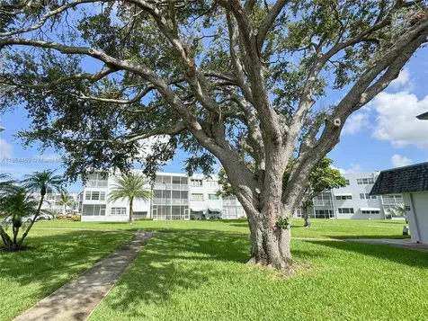 2300 Park Lane Hollywood FL 33021