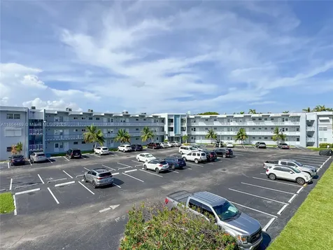 2300 Park Lane Hollywood FL 33021