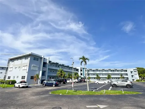 2300 Park Lane Hollywood FL 33021