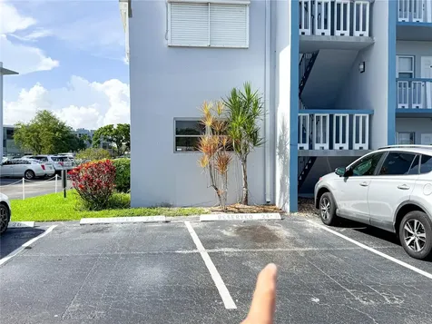 2300 Park Lane Hollywood FL 33021