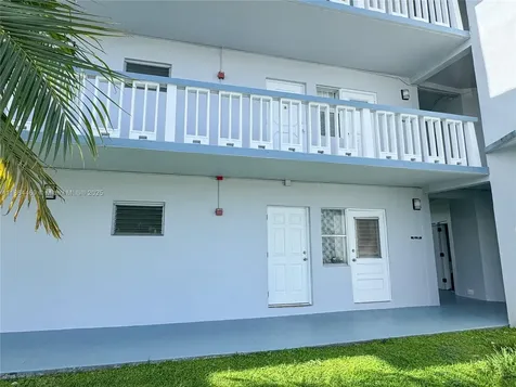 2300 Park Lane Hollywood FL 33021