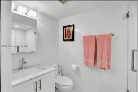 6423 E Collins Avenue Miami Beach FL 33141