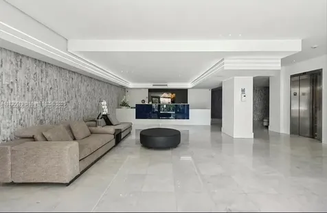6423 E Collins Avenue Miami Beach FL 33141