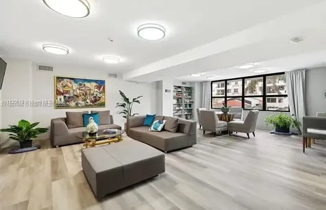 6423 E Collins Avenue Miami Beach FL 33141