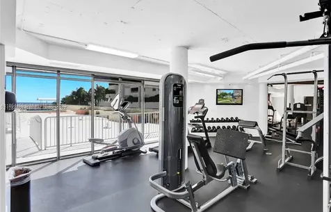 6423 E Collins Avenue Miami Beach FL 33141
