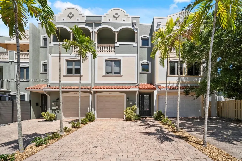 542 NE 17th Avenue Fort Lauderdale FL 33301