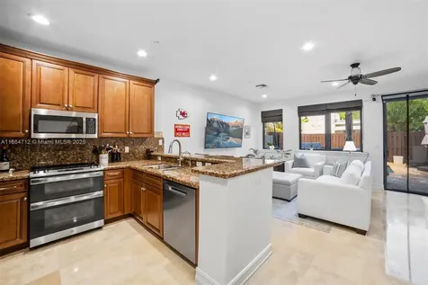 542 NE 17th Avenue Fort Lauderdale FL 33301