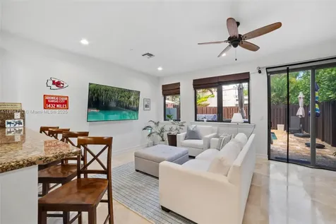 542 NE 17th Avenue Fort Lauderdale FL 33301