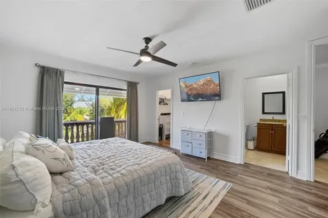 542 NE 17th Avenue Fort Lauderdale FL 33301