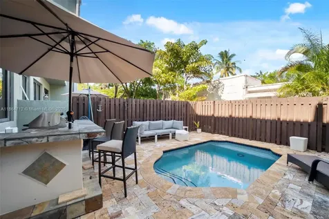 542 NE 17th Avenue Fort Lauderdale FL 33301