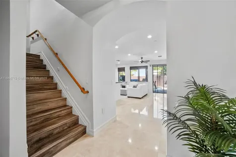 542 NE 17th Avenue Fort Lauderdale FL 33301