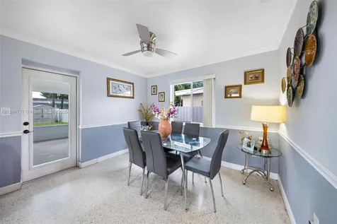 897 W 36th Street Hialeah FL 33012