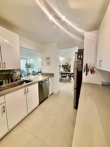 100 Bayview Drive Sunny Isles Beach FL 33160