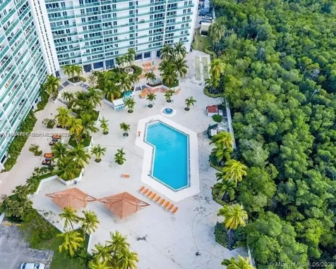 100 Bayview Drive Sunny Isles Beach FL 33160