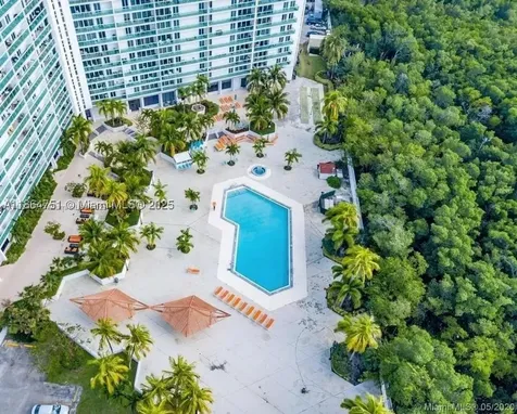100 Bayview Drive Sunny Isles Beach FL 33160