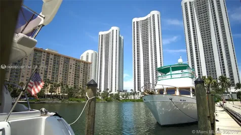 100 Bayview Drive Sunny Isles Beach FL 33160