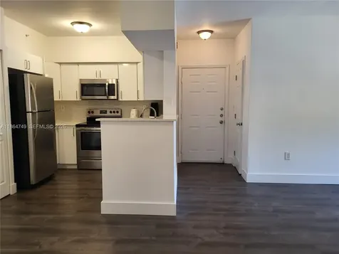 101 SW 117th Avenue Pembroke Pines FL 33025
