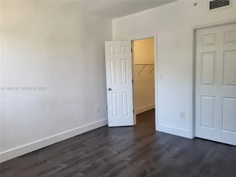 101 SW 117th Avenue Pembroke Pines FL 33025