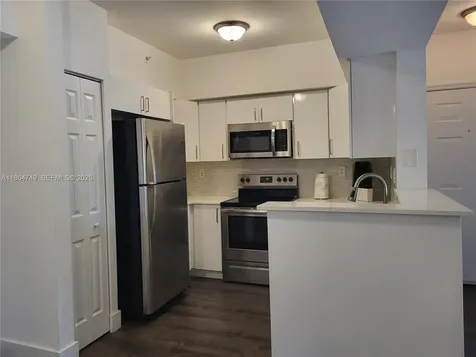 101 SW 117th Avenue Pembroke Pines FL 33025