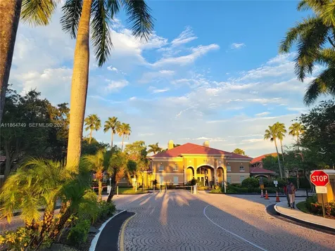 101 SW 117th Avenue Pembroke Pines FL 33025
