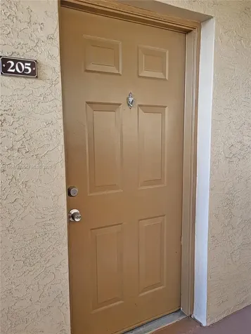 101 SW 117th Avenue Pembroke Pines FL 33025