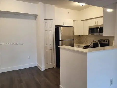 101 SW 117th Avenue Pembroke Pines FL 33025