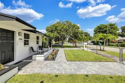 1390 NE 150th Street Miami FL 33161